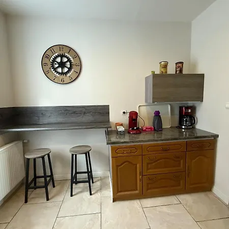 بيت للعطل Maison Les Cinq Etoiles *