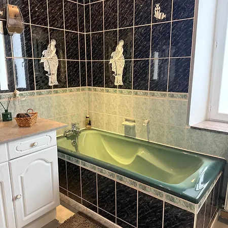 Maison Les Cinq Etoiles بيت للعطل *